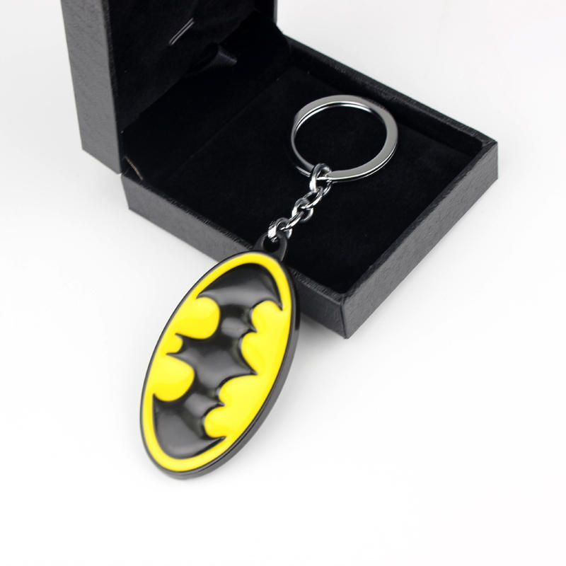 Kreatywny czarno-żółty owalny  – Carabiner Keychain recenzja i cena