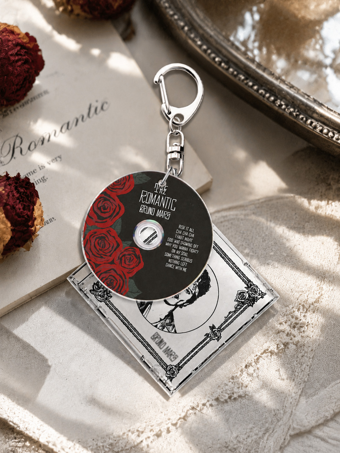 Breloczek Bruno, Romantyczny,  – Carabiner Keychain recenzja i cena