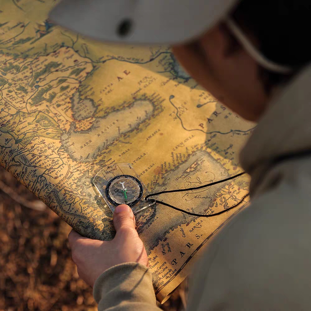 1 szt. nowy mini kompas akrylo – Compass Keychain Mini recenzja i cena